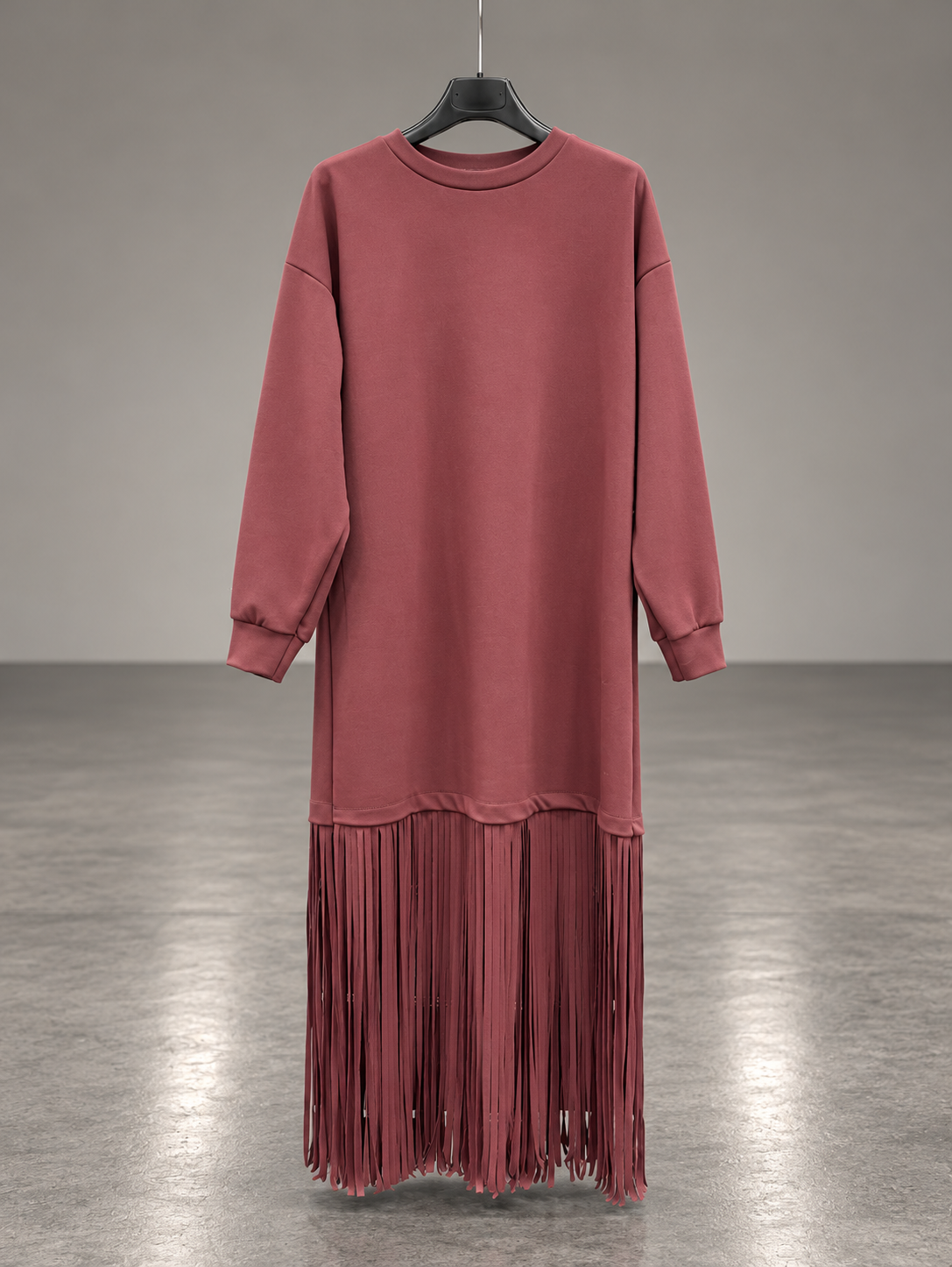 Robe Sweat Longue Poudré – Détail Franges & Esprit Bohème